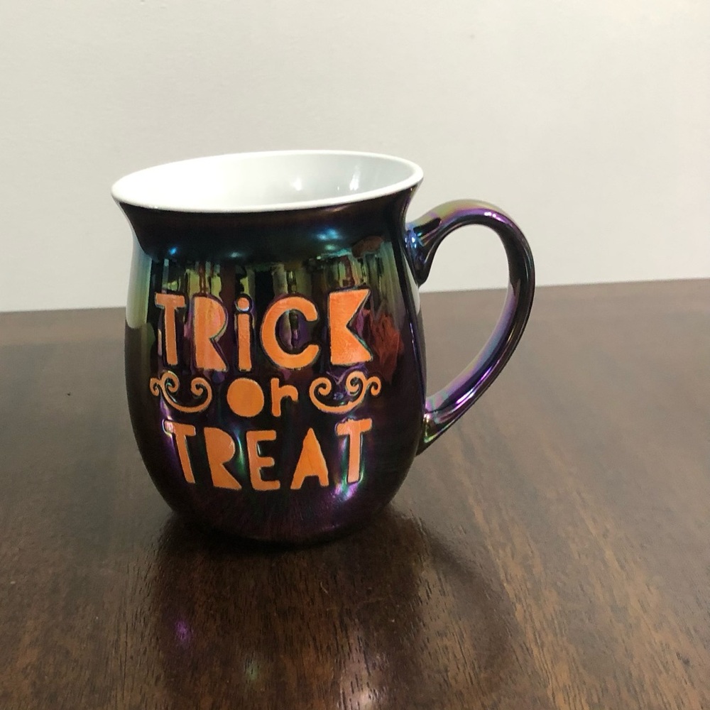 Iridescent Trick or Treat ceramic  Mug. 16 Oz